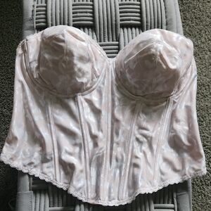 Elegant Cream Bustier Corset